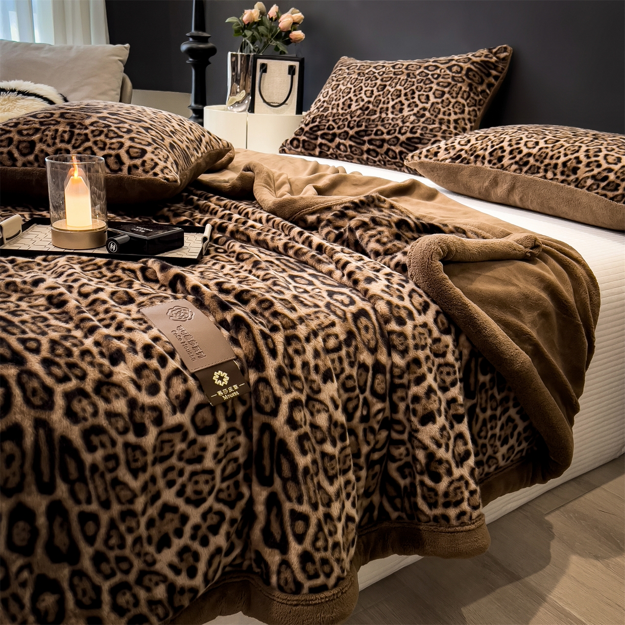 91家纺网 家纺一手货源 找家纺 叠派家纺 2025新款A类轻奢款高克重高端水貂四件套可可慕莎系列（直播热款）提供买家秀 可可慕莎-魅影棕咖