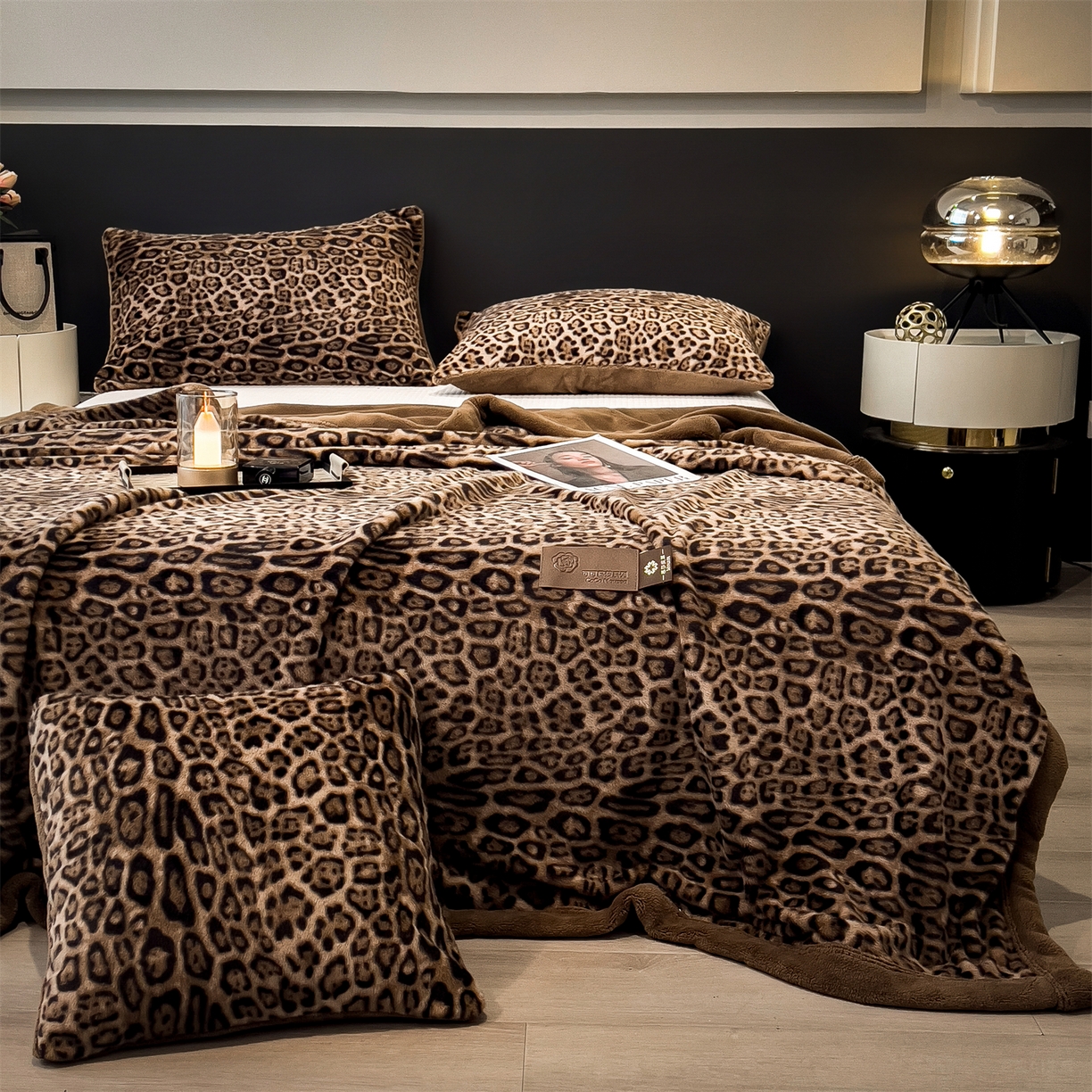 91家纺网 家纺一手货源 找家纺 叠派家纺 2025新款A类轻奢款高克重高端水貂四件套可可慕莎系列（直播热款）提供买家秀 可可慕莎-魅影棕咖