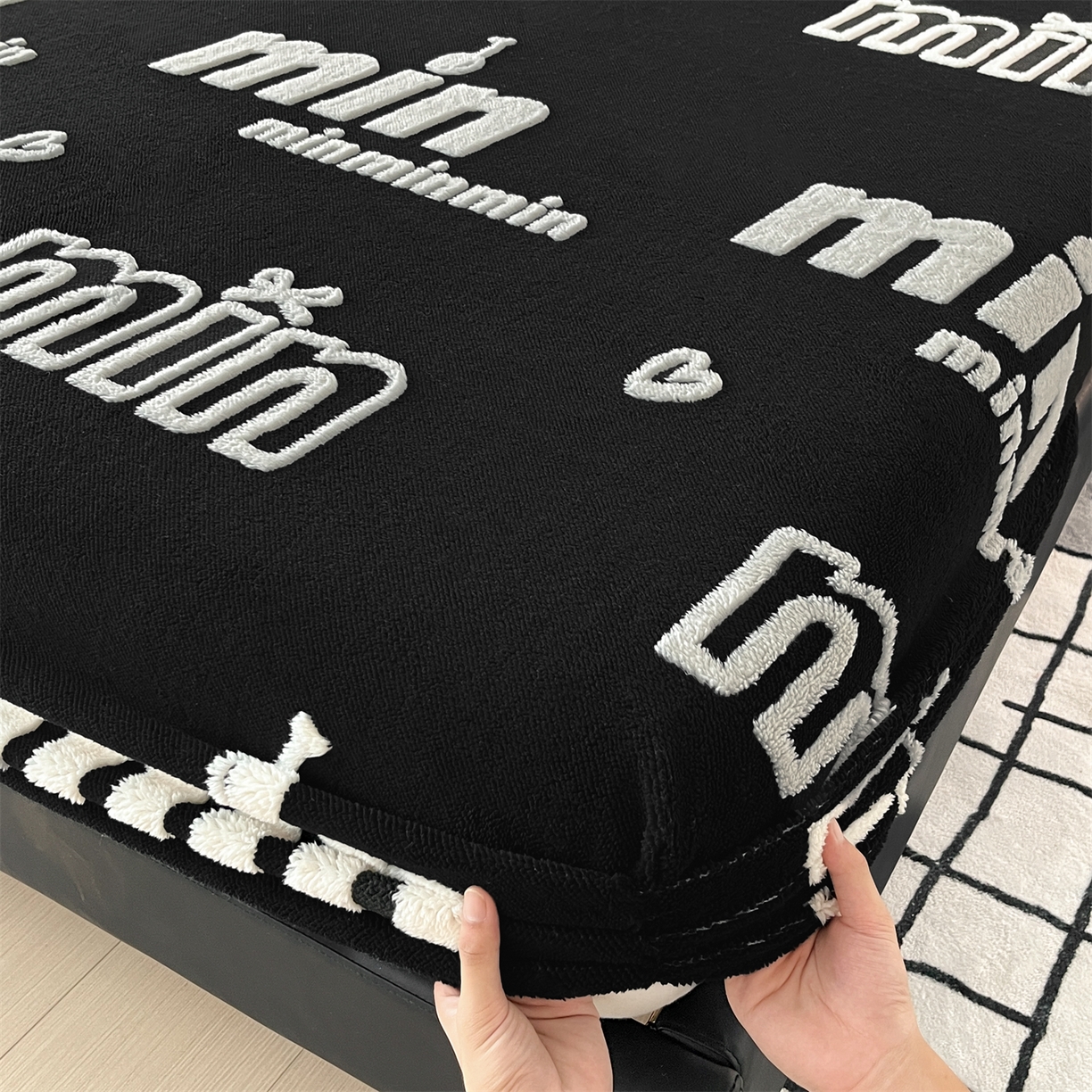 91家纺网 家纺一手货源 找家纺 叠派家纺 2025新款A类高克重云暮绒床笠款四件套(跨境专供首选）提供买家秀 云暮绒min床笠四件套-墨池黑