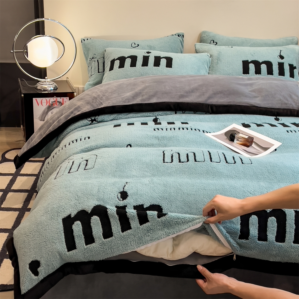 91家纺网 家纺一手货源 找家纺 叠派家纺 2025新款A类高克重云暮绒床笠款四件套(跨境专供首选）提供买家秀 云暮绒min床笠四件套-云朵蓝