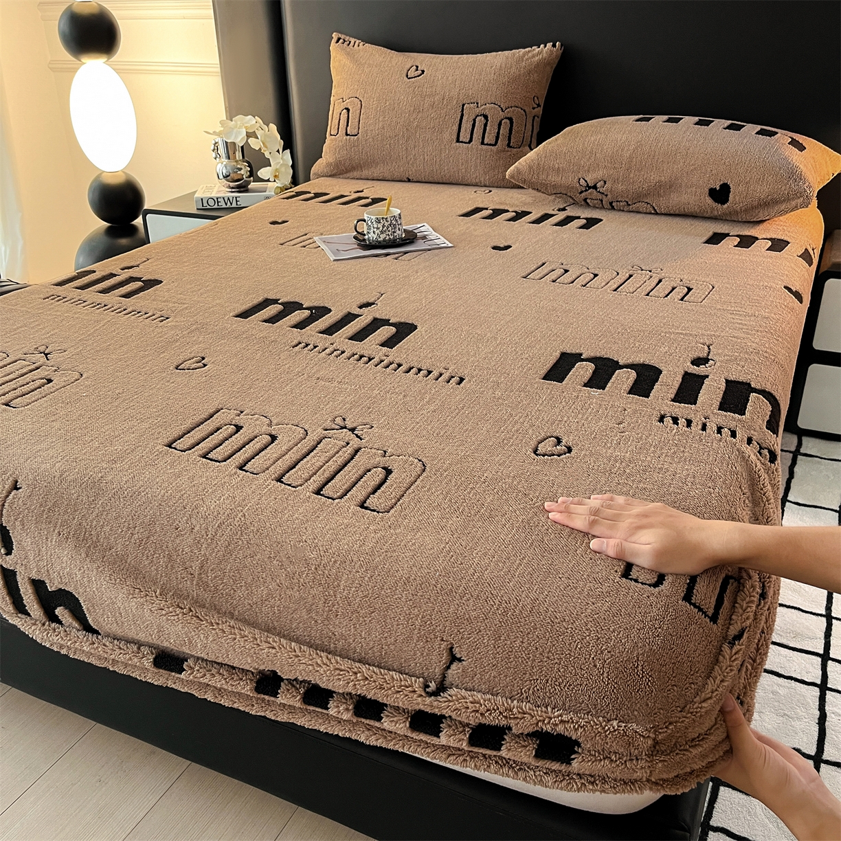 91家纺网 家纺一手货源 找家纺 叠派家纺 2025新款A类高克重云暮绒床笠款四件套(跨境专供首选）提供买家秀 云暮绒min床笠四件套-摩卡咖