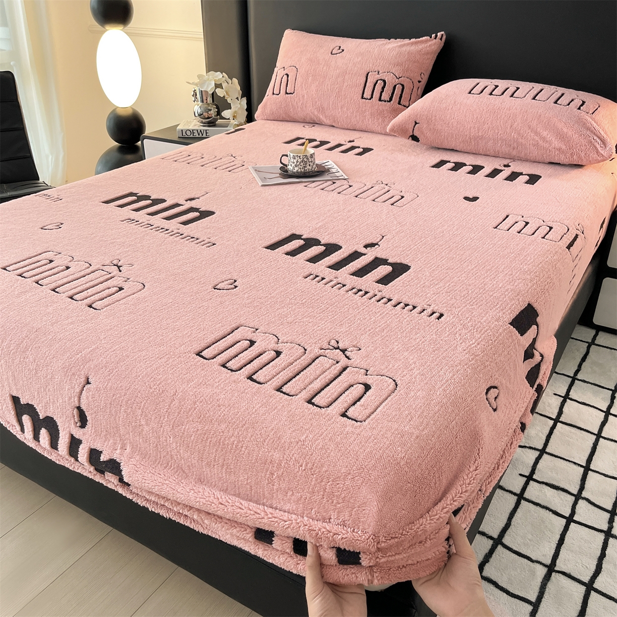 91家纺网 家纺一手货源 找家纺 叠派家纺 2025新款A类高克重云暮绒床笠款四件套(跨境专供首选）提供买家秀 云暮绒min床笠四件套-桃夭粉