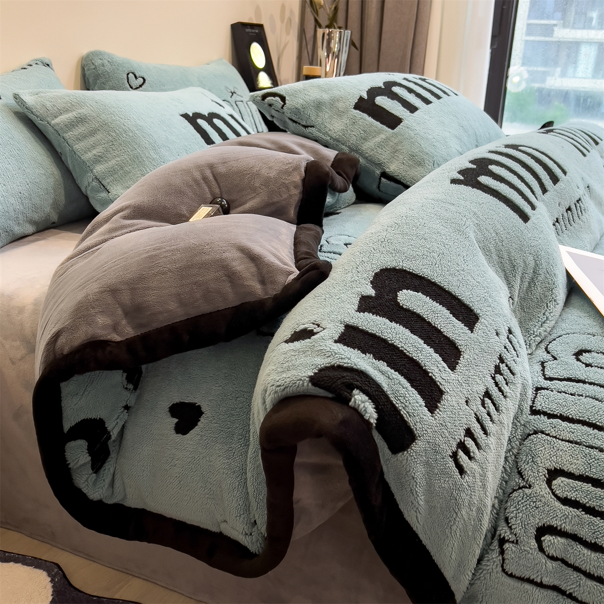 91家纺网 家纺一手货源 找家纺 叠派家纺 2025新款A类高克重云暮绒床笠款四件套(跨境专供首选）提供买家秀 云暮绒min床笠四件套-云朵蓝