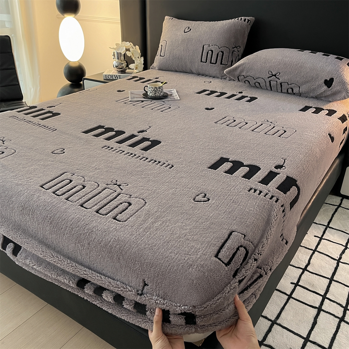 91家纺网 家纺一手货源 找家纺 叠派家纺 2025新款A类高克重云暮绒床笠款四件套(跨境专供首选）提供买家秀 云暮绒min床笠四件套-云絮灰