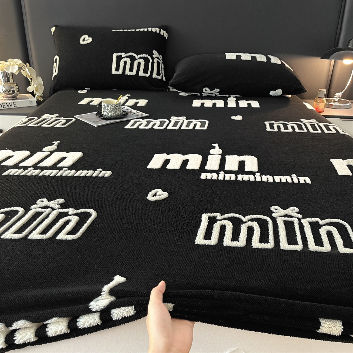 91家纺网 家纺一手货源 找家纺 叠派家纺 2025新款A类高克重云暮绒床笠款四件套(跨境专供首选）提供买家秀 云暮绒min床笠四件套-墨池黑