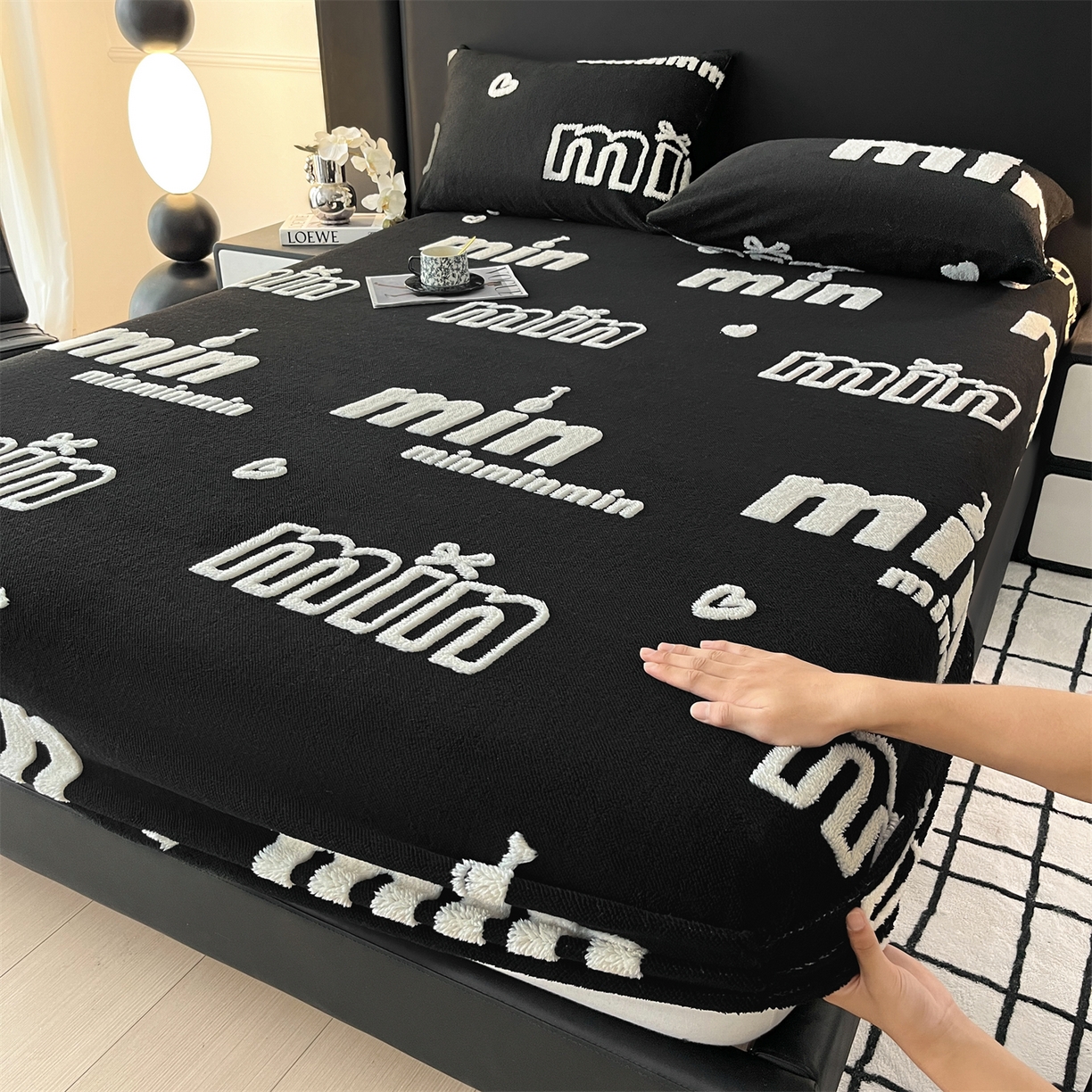 91家纺网 家纺一手货源 找家纺 叠派家纺 2025新款A类高克重云暮绒床笠款四件套(跨境专供首选）提供买家秀 云暮绒min床笠四件套-墨池黑