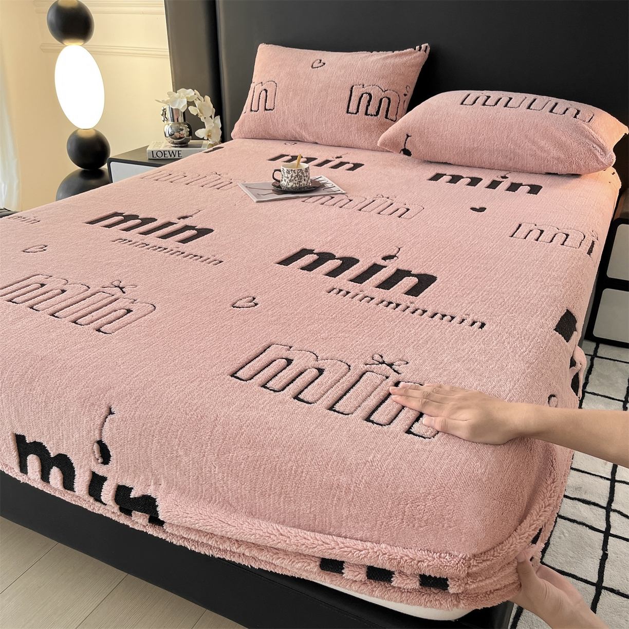 91家纺网 家纺一手货源 找家纺 叠派家纺 2025新款A类高克重云暮绒床笠款四件套(跨境专供首选）提供买家秀 云暮绒min床笠四件套-桃夭粉