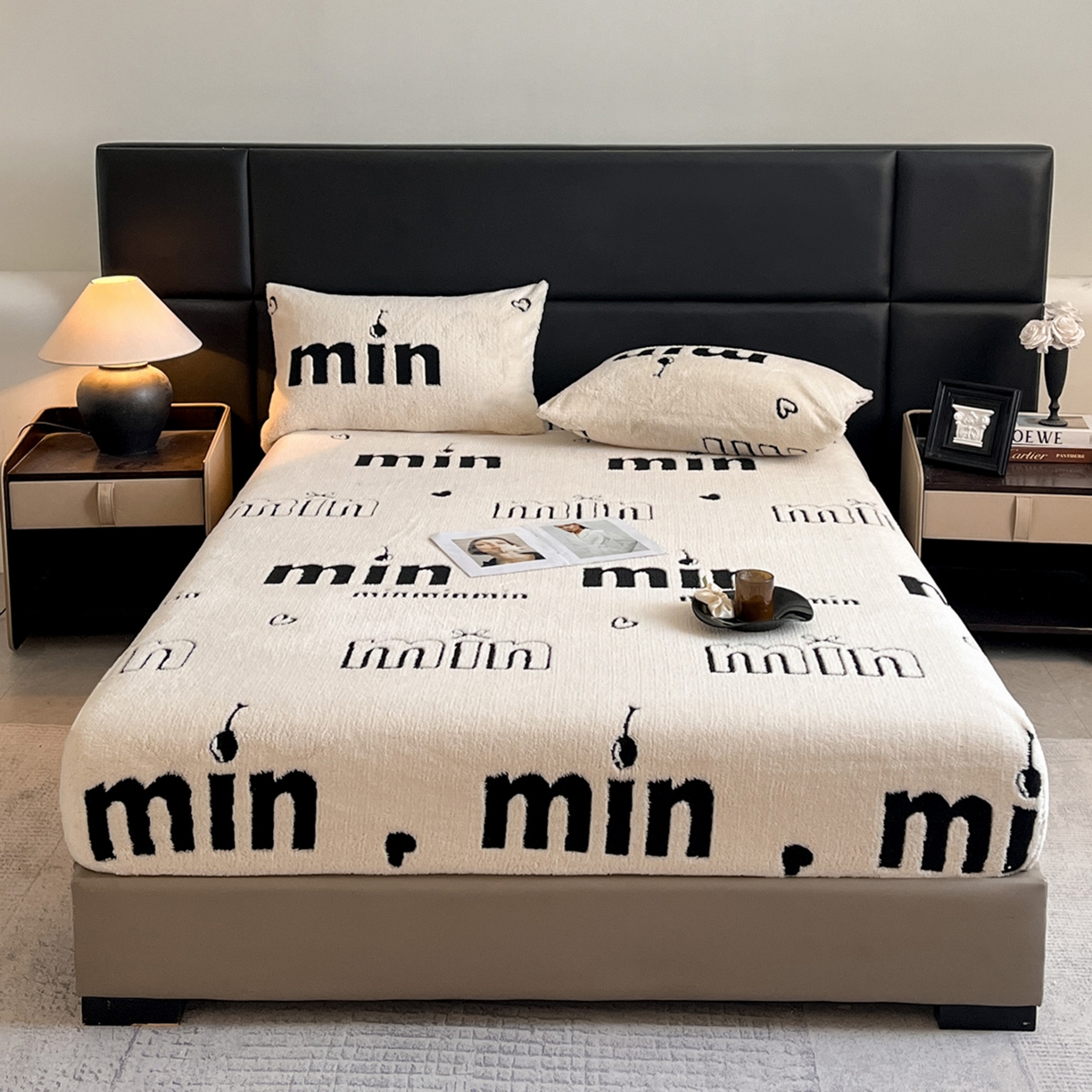 91家纺网 家纺一手货源 找家纺 （总）叠派家纺 2025新款A类高克重云慕绒床笠系列（场景二拍摄）提供买家秀