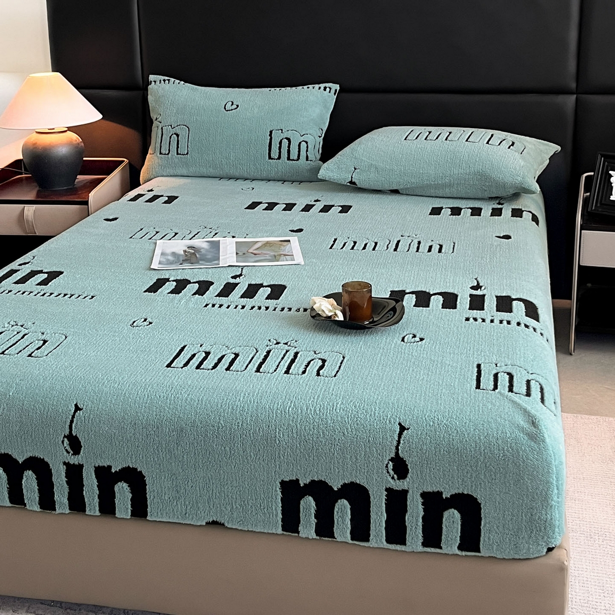 91家纺网 家纺一手货源 找家纺 叠派家纺 2025新款A类高克重云慕绒床笠系列（场景二拍摄）提供买家秀 云暮绒床笠-云朵蓝