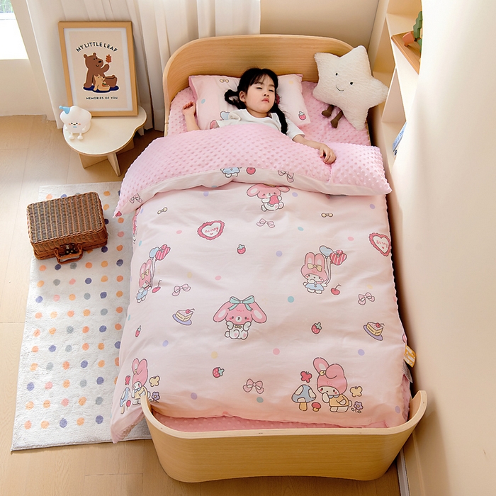 91家纺网 家纺一手货源 找家纺 鱼宝 2025新款可拆洗全棉豆豆被套被芯 可乐贝儿