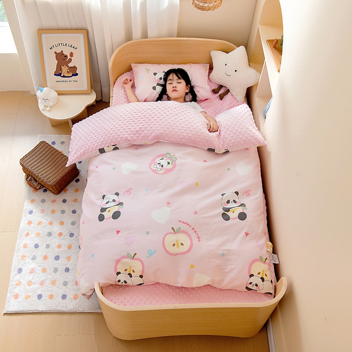 91家纺网 家纺一手货源 找家纺 鱼宝 2025新款可拆洗全棉豆豆被套被芯 熊猫苹果