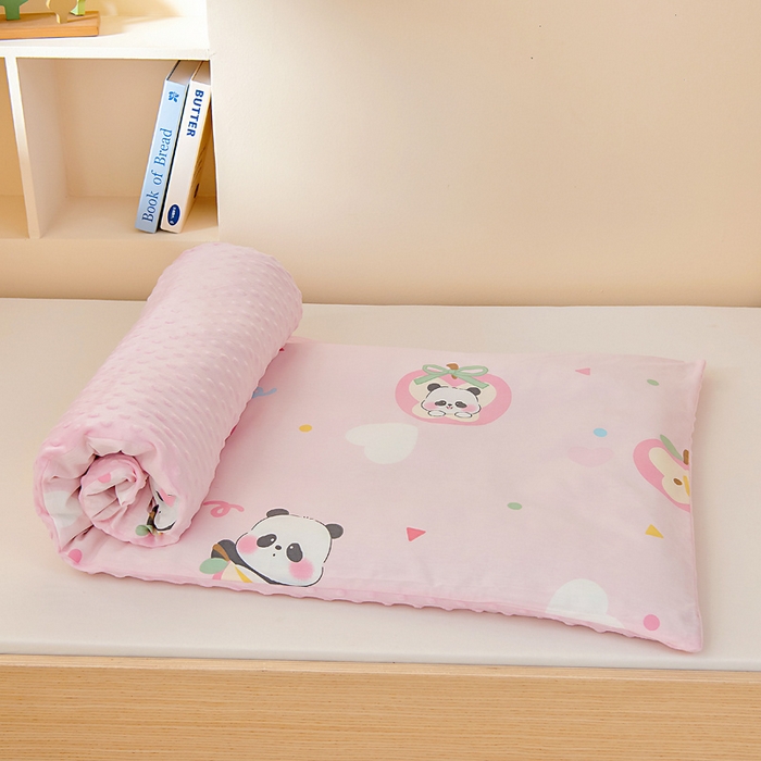 91家纺网 家纺一手货源 找家纺 鱼宝 2025新款可拆洗全棉豆豆被套被芯 熊猫苹果