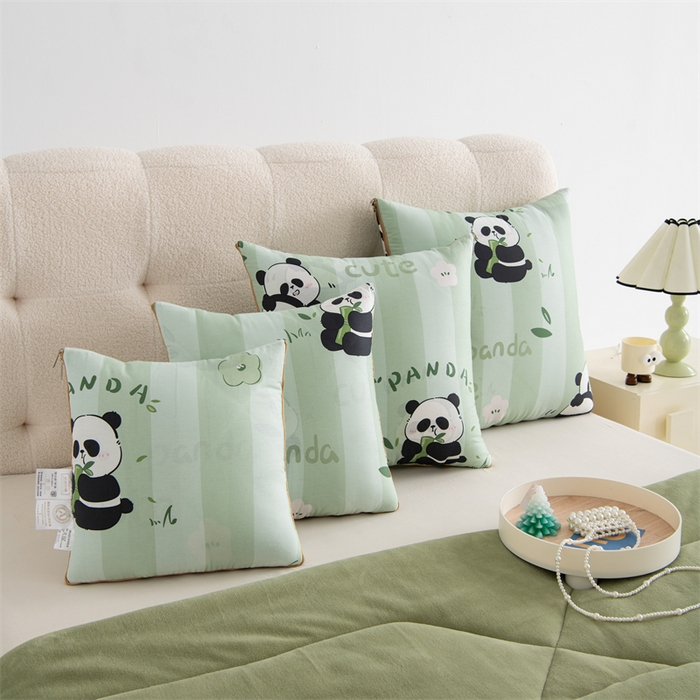 91家纺网 家纺一手货源 找家纺 照世家纺 2025新款A类棉加绒抗菌抱枕被系列 （控价：不能低于以下：小79，中号99，大120，加大140，超大160；低于零售价的链接，一经发现直接投诉下架，感谢大家的支持）嘟嘟小熊