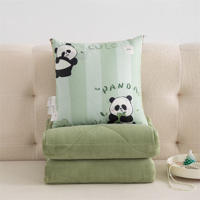 照世家纺 2025新款A类棉加绒抗菌抱枕被系列 （控价：不能低于以下：小79，中号99，大120，加大140，超大160；低于零售价的链接，一经发现直接投诉下架，感谢大家的支持）嘟嘟小熊