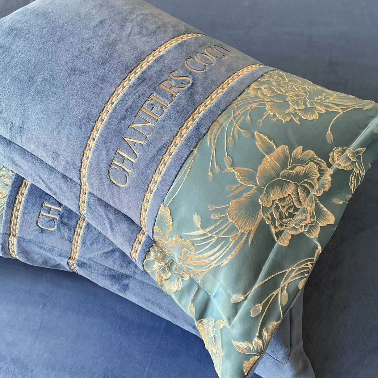 91家纺网 家纺一手货源 找家纺 （总）置顶家纺 2025新款轻奢牛奶绒拼接刺绣四件套-戴安娜