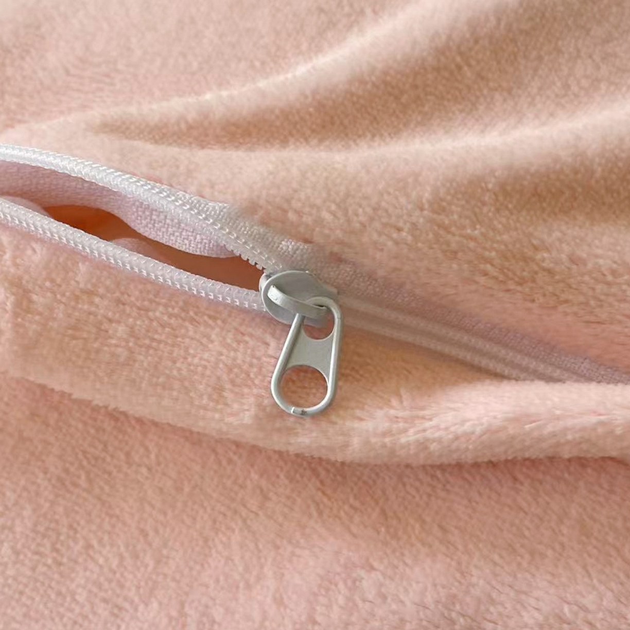 91家纺网 家纺一手货源 找家纺 置顶家纺 2025新款轻奢牛奶绒拼接刺绣四件套-戴安娜 戴安娜牛奶绒-粉