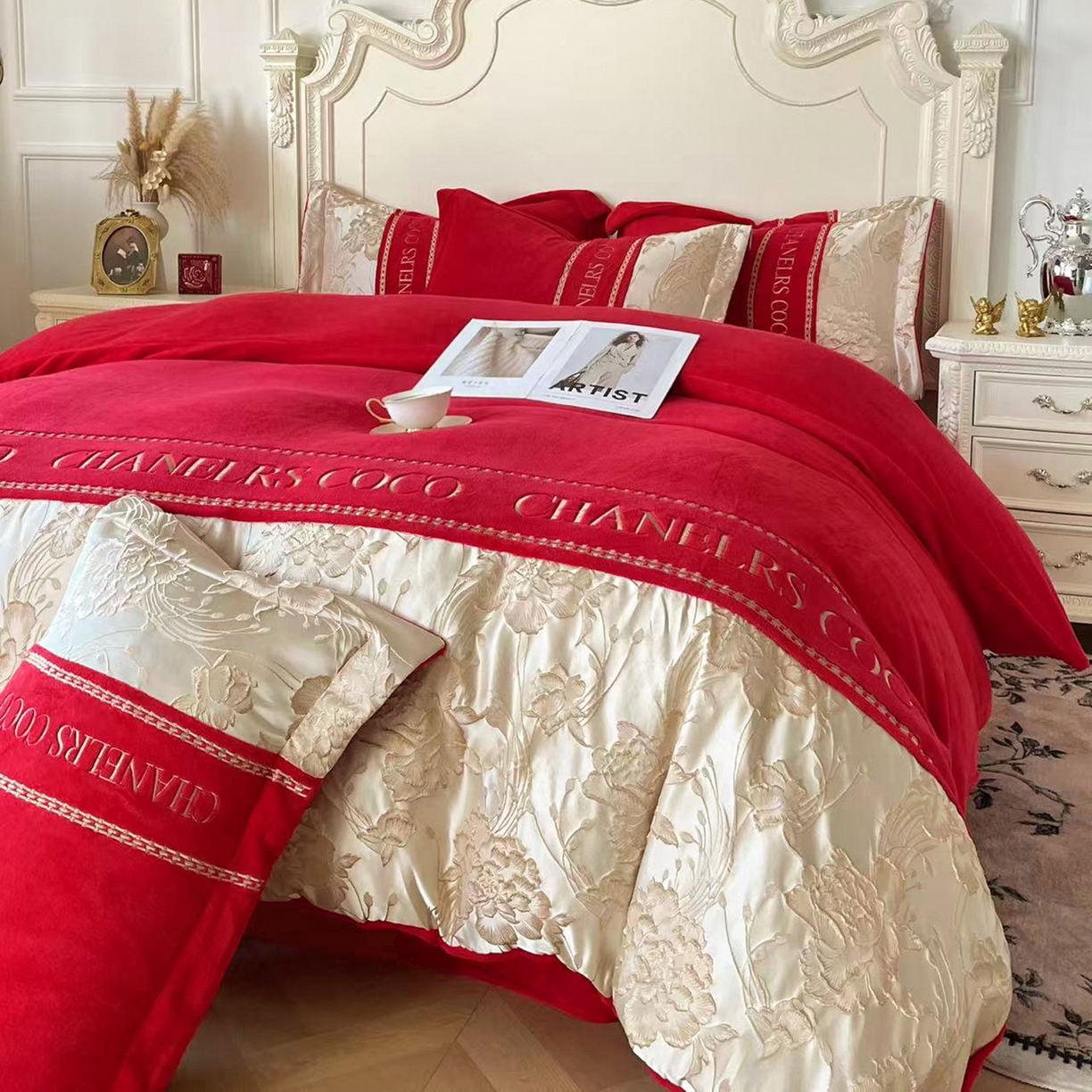 91家纺网 家纺一手货源 找家纺 置顶家纺 2025新款轻奢牛奶绒拼接刺绣四件套-戴安娜 戴安娜牛奶绒-大红