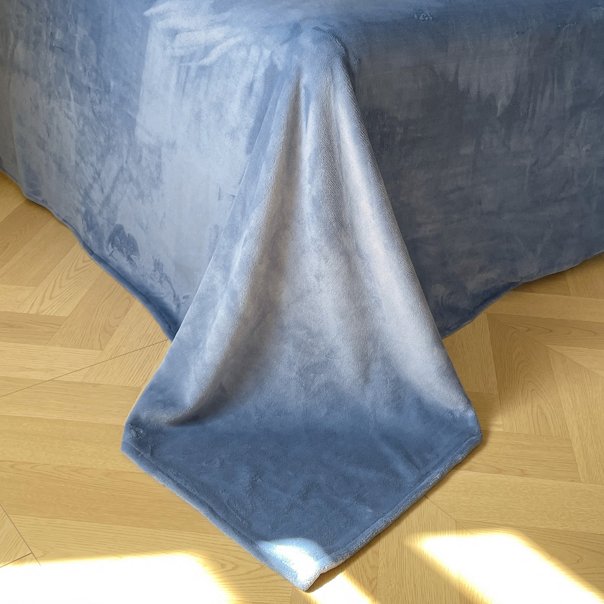 91家纺网 家纺一手货源 找家纺 （总）置顶家纺 2025新款轻奢牛奶绒拼接刺绣四件套-罗密欧