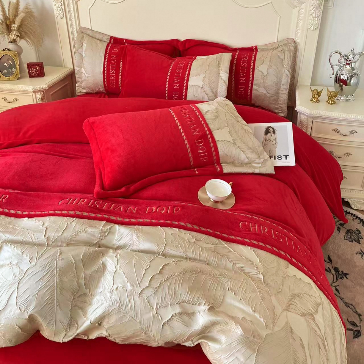 91家纺网 家纺一手货源 找家纺 置顶家纺 2025新款轻奢牛奶绒拼接刺绣四件套-罗密欧 罗密欧牛奶绒-大红