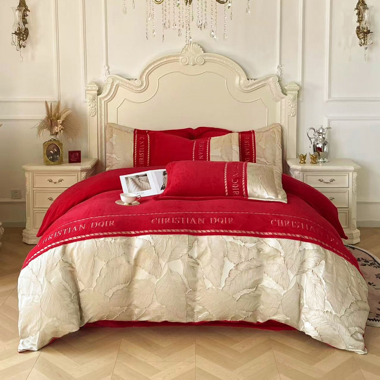 置顶家纺 2025新款轻奢牛奶绒拼接刺绣四件套-罗密欧 罗密欧牛奶绒-大红