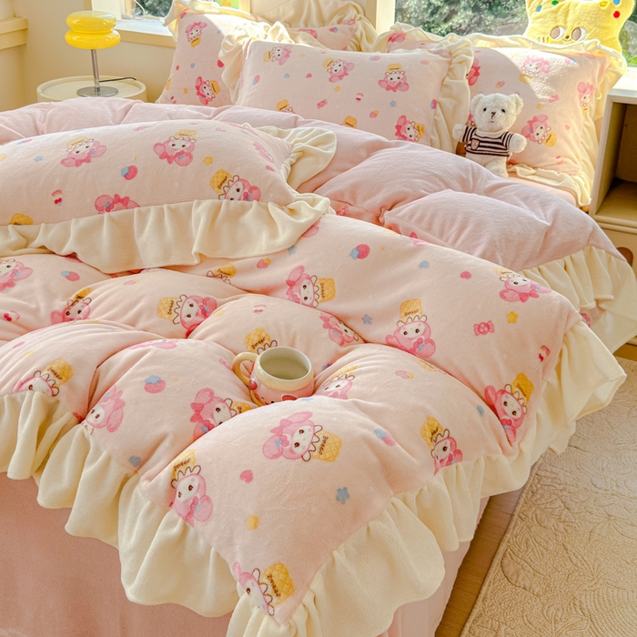 91家纺网 家纺一手货源 找家纺 瑞钰 2025新款韩版花边牛奶绒四件套 甜甜蛋卷