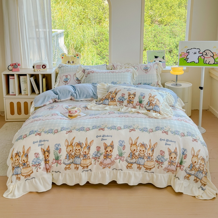 91家纺网 家纺一手货源 找家纺 瑞钰 2025新款韩版花边牛奶绒四件套 小兔故事会