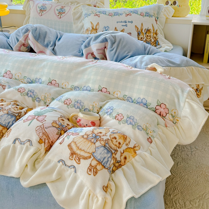 91家纺网 家纺一手货源 找家纺 瑞钰 2025新款韩版花边牛奶绒四件套 小兔故事会