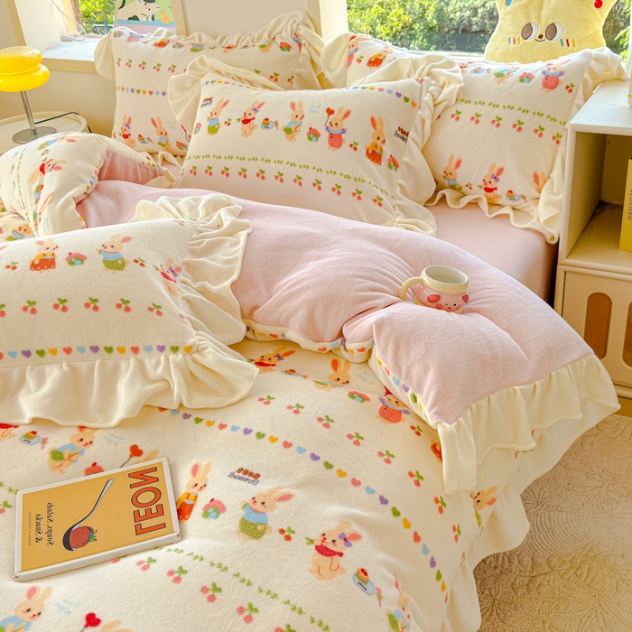 91家纺网 家纺一手货源 找家纺 瑞钰 2025新款韩版花边牛奶绒四件套 小兔乐园