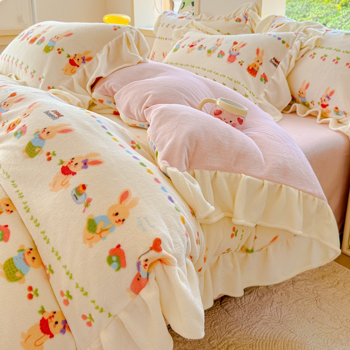 91家纺网 家纺一手货源 找家纺 瑞钰 2025新款韩版花边牛奶绒四件套 小兔乐园