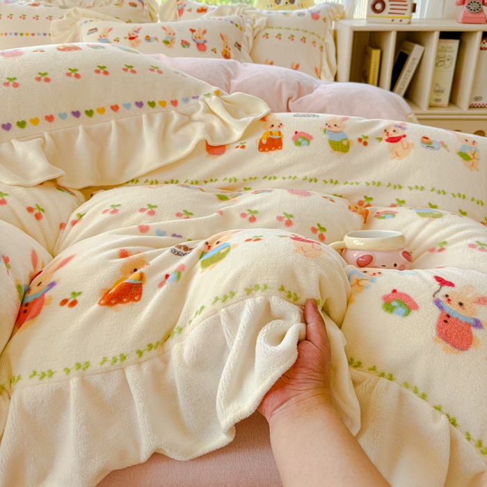 91家纺网 家纺一手货源 找家纺 瑞钰 2025新款韩版花边牛奶绒四件套 小兔乐园