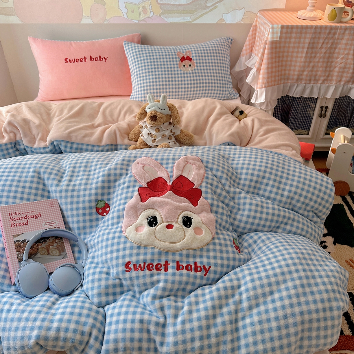 91家纺网 家纺一手货源 找家纺 （总）瑞钰 2025新款A类双层纱印花夹棉床盖