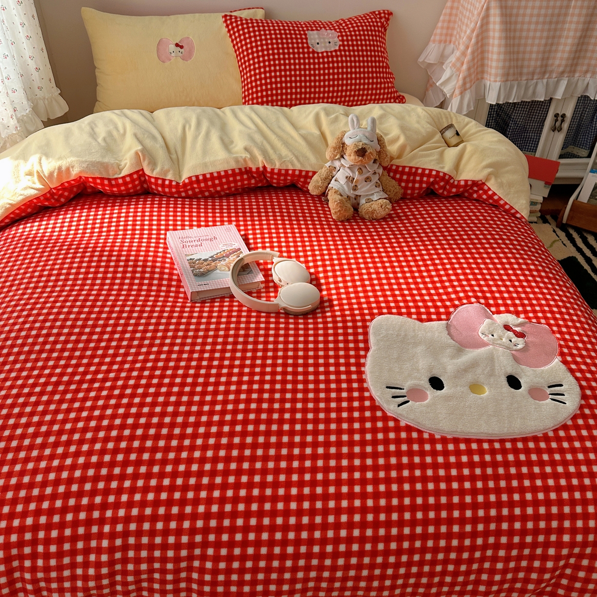 91家纺网 家纺一手货源 找家纺 瑞钰 2025新款亲肤保暖牛奶绒四件套 红格子小美