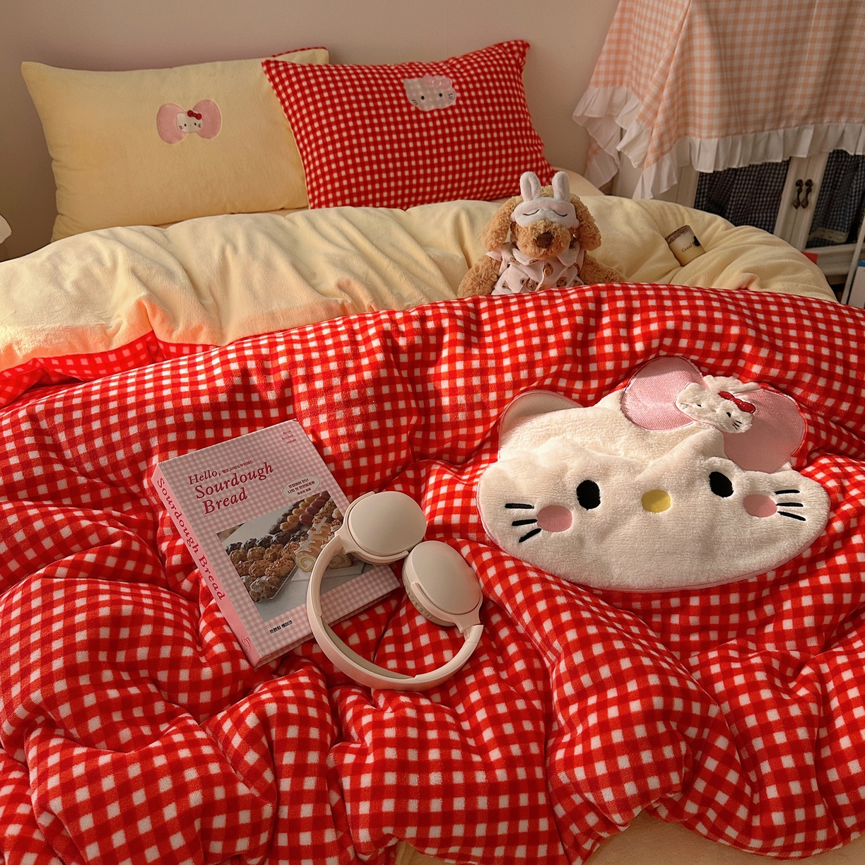 91家纺网 家纺一手货源 找家纺 瑞钰 2025新款亲肤保暖牛奶绒四件套 红格子小美