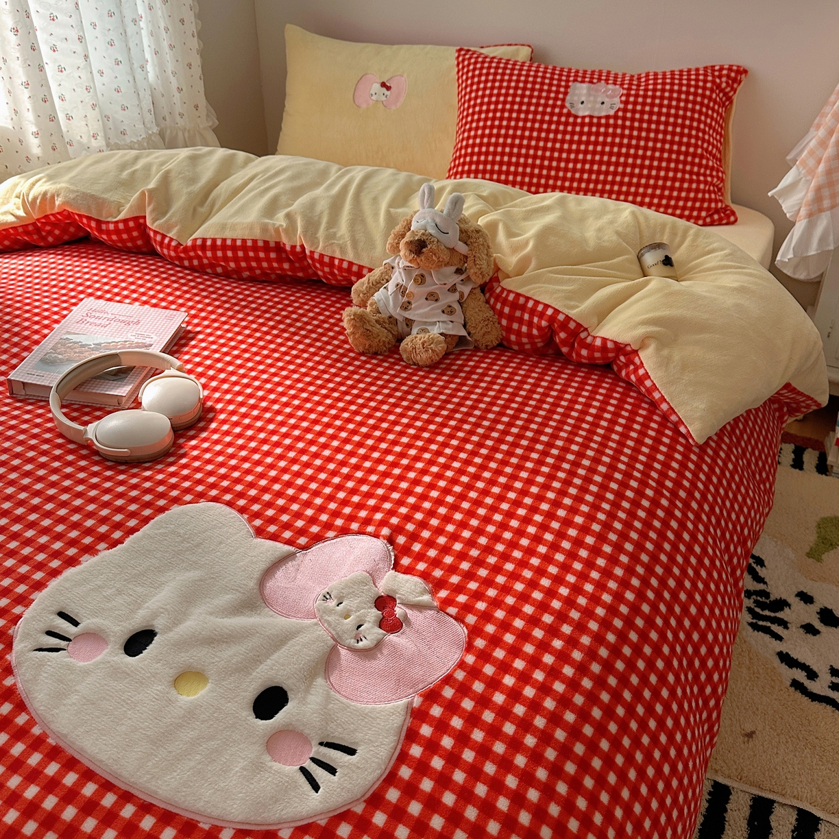 91家纺网 家纺一手货源 找家纺 瑞钰 2025新款亲肤保暖牛奶绒四件套 红格子小美