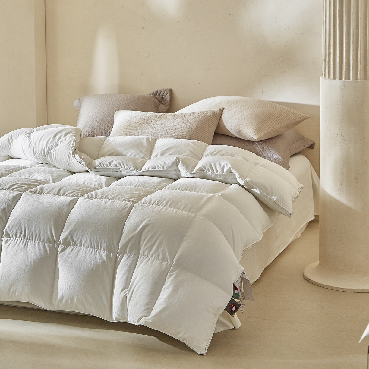 91家纺网 家纺一手货源 找家纺 （总）暖羽屋羽绒馆 2025新款95白鸭绒威利斯 羽绒被 绒子含量95加厚春秋婚庆羽绒被芯