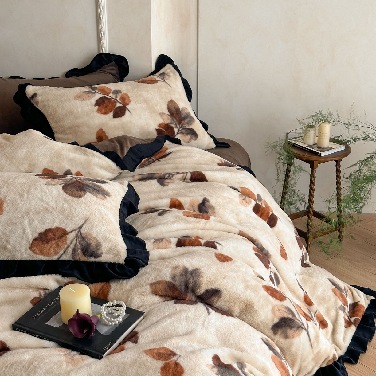 91家纺网 家纺一手货源 找家纺 帝王家纺 2025冬季法式新款加厚兔毛绒牛奶绒四件套保暖珊瑚绒 晚叶-香槟