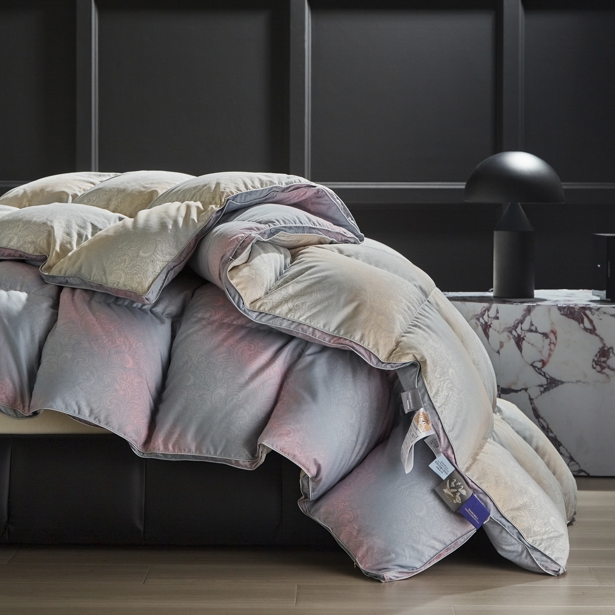 91家纺网 家纺一手货源 找家纺 暖羽屋羽绒馆 2025新款95白鸭绒被芯鸭绒被子2米春秋被双人冬被2米床品磨毛糯棉 云梦反面