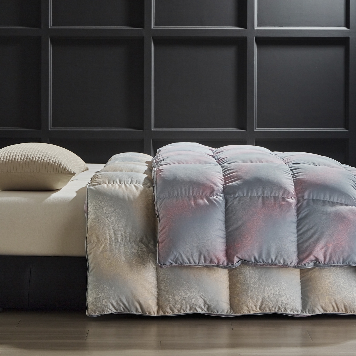 91家纺网 家纺一手货源 找家纺 暖羽屋羽绒馆 2025新款95白鸭绒被芯鸭绒被子2米春秋被双人冬被2米床品磨毛糯棉 云梦反面