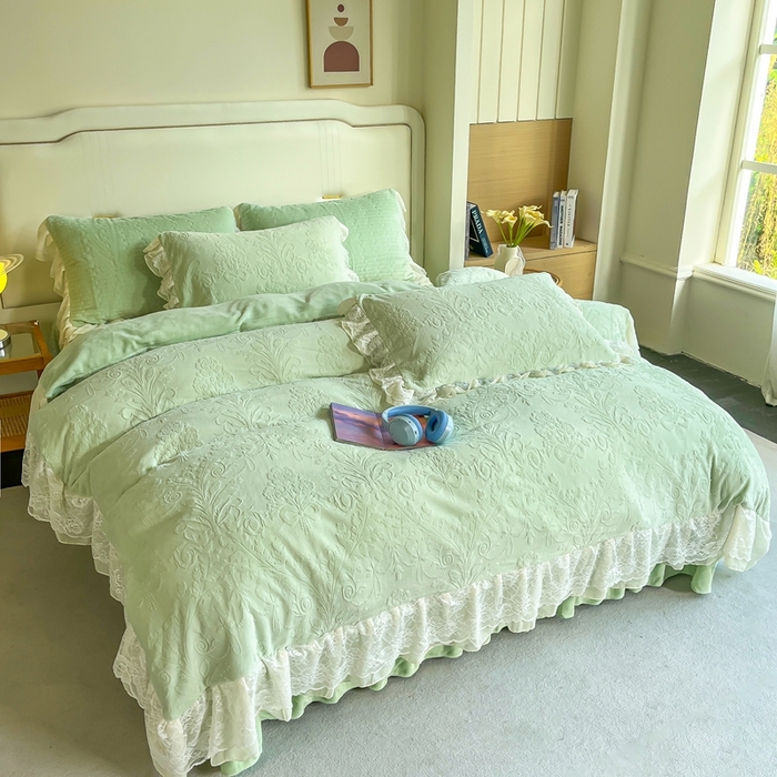 木兰花 2025新款纯色雕花全消光牛奶绒 床盖款四件套-繁花绮梦 繁花绮梦-香草绿