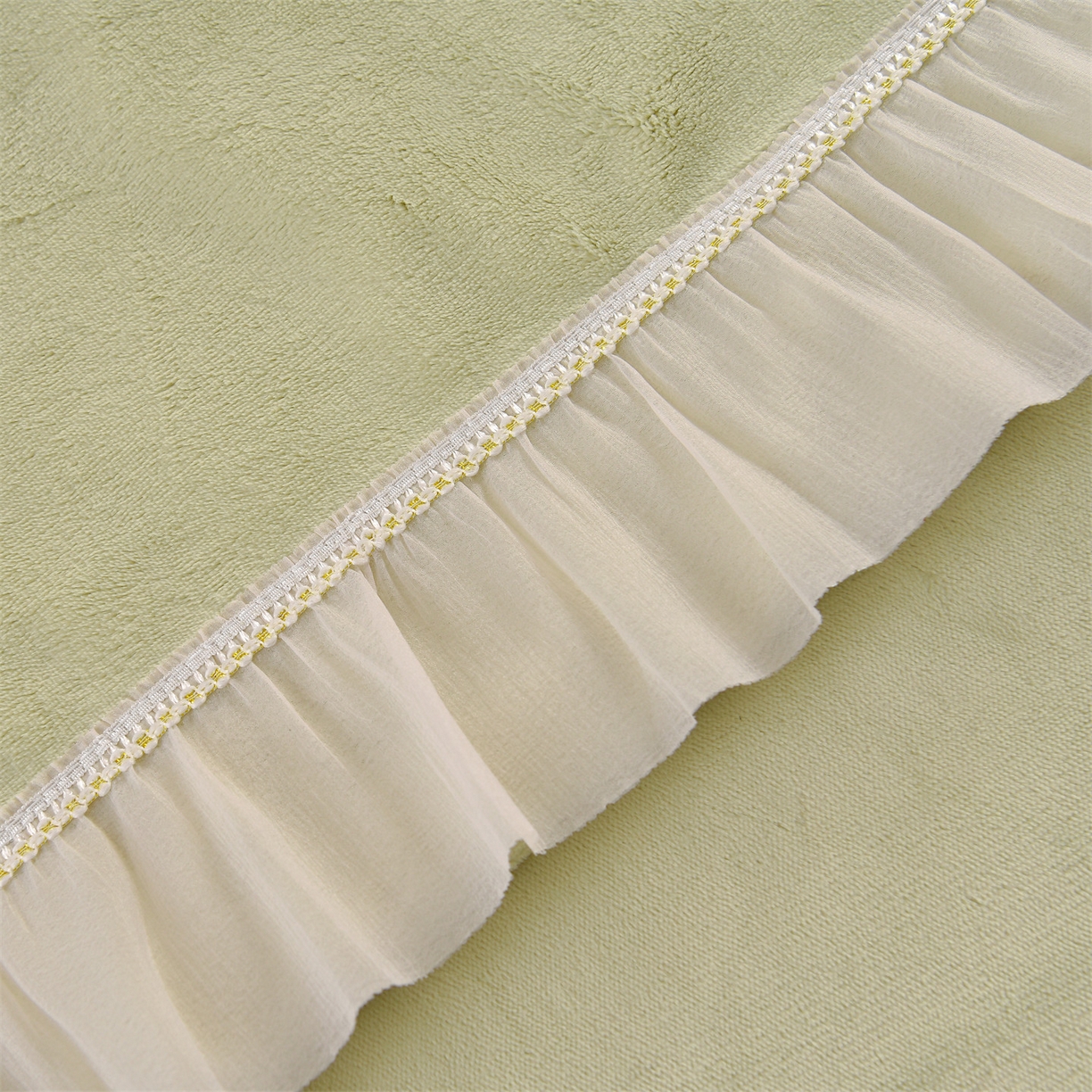 91家纺网 家纺一手货源 找家纺 （总）鼎飞家纺 2025新款A类高克重牛奶绒绣花四件套--舒蕾系列