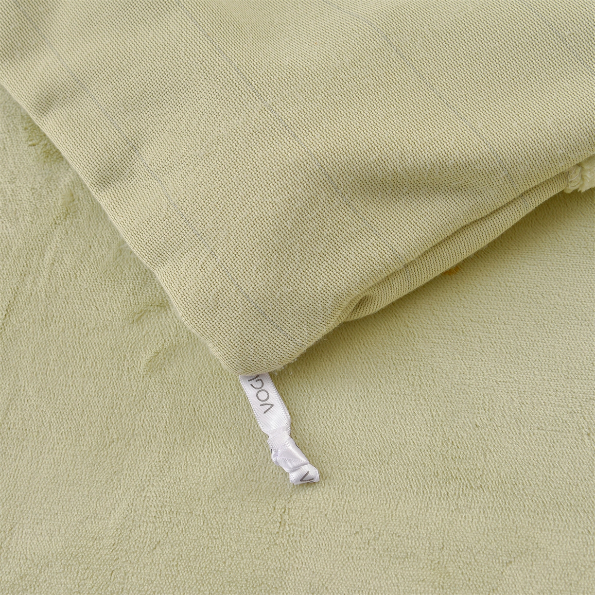 91家纺网 家纺一手货源 找家纺 （总）鼎飞家纺 2025新款A类高克重牛奶绒绣花四件套--舒蕾系列