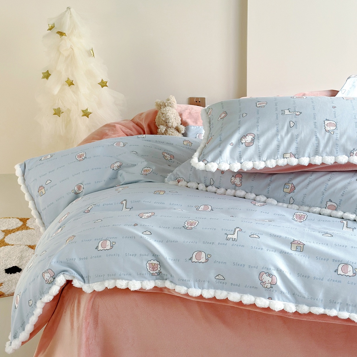 91家纺网 家纺一手货源 找家纺 怡家居 2025秋冬新款毛球花边棉加绒四件套 童趣