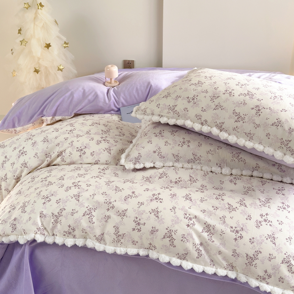 91家纺网 家纺一手货源 找家纺 怡家居 2025秋冬新款毛球花边棉加绒四件套 嫣然