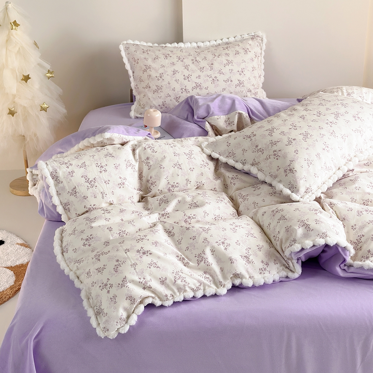 91家纺网 家纺一手货源 找家纺 怡家居 2025秋冬新款毛球花边棉加绒四件套 嫣然