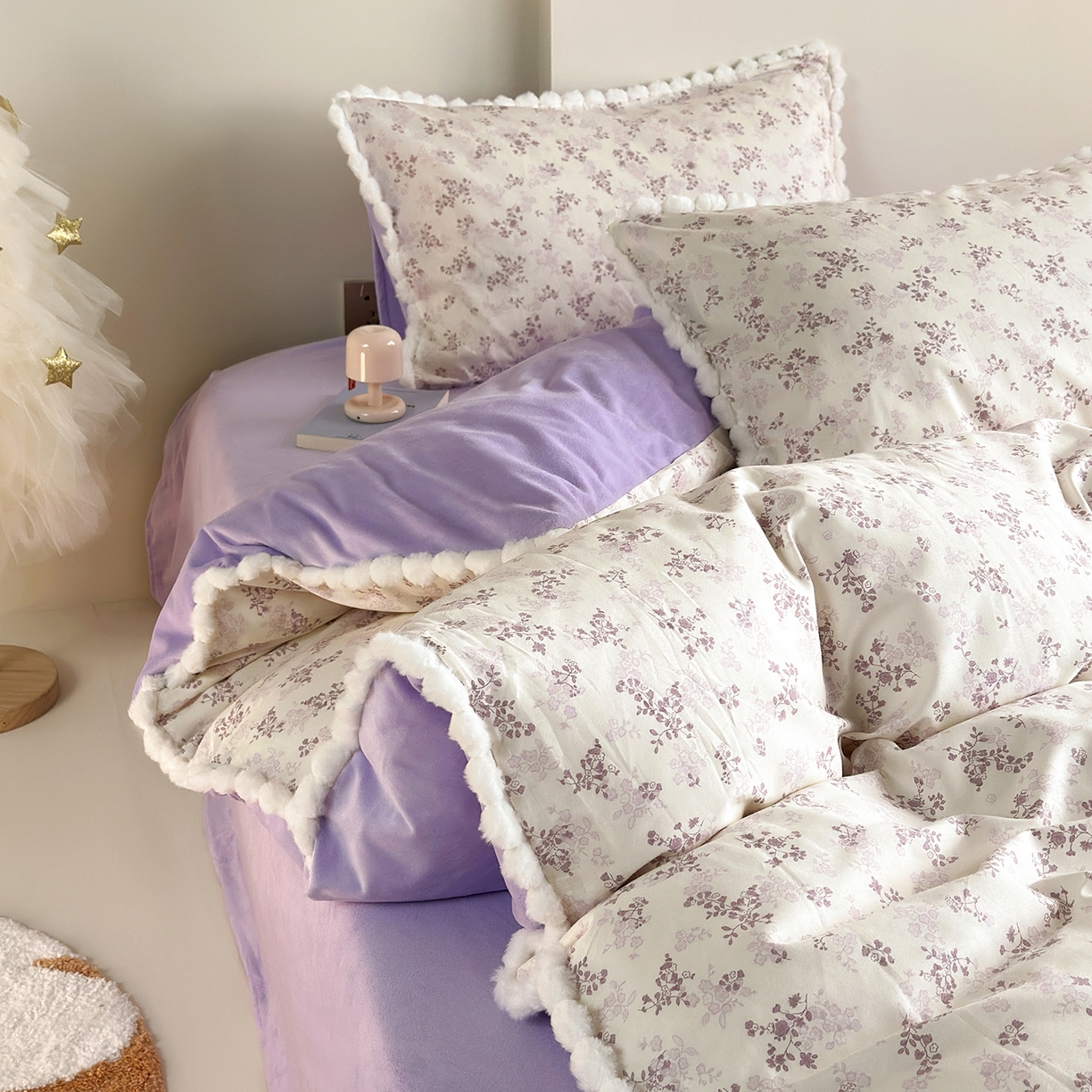 91家纺网 家纺一手货源 找家纺 怡家居 2025秋冬新款毛球花边棉加绒四件套 嫣然