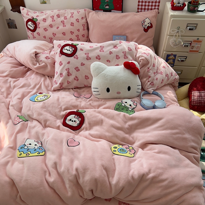 91家纺网 家纺一手货源 找家纺 原素 2025秋冬加厚牛奶绒毛巾绣四件套 豹纹蛋糕猫-绒毛巾绣