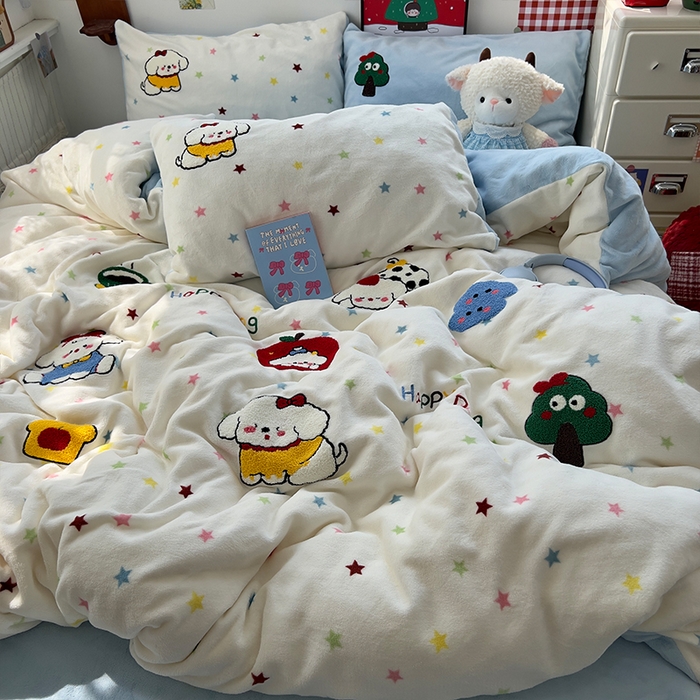 91家纺网 家纺一手货源 找家纺 原素 2025秋冬加厚牛奶绒毛巾绣四件套 萌狗奶团-绒毛巾绣