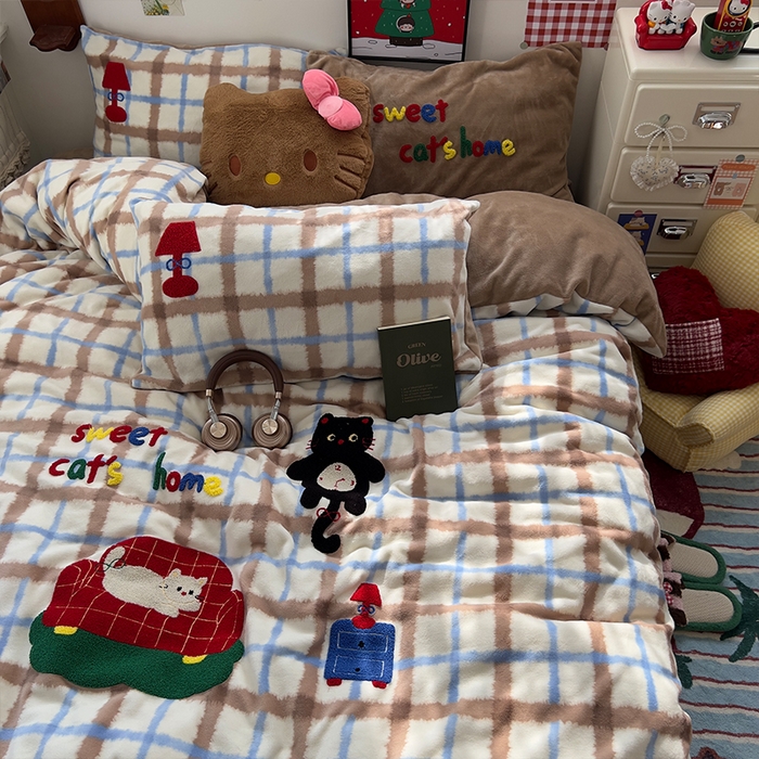 91家纺网 家纺一手货源 找家纺 原素 2025秋冬加厚牛奶绒毛巾绣四件套 格纹沙发喵-绒毛巾绣