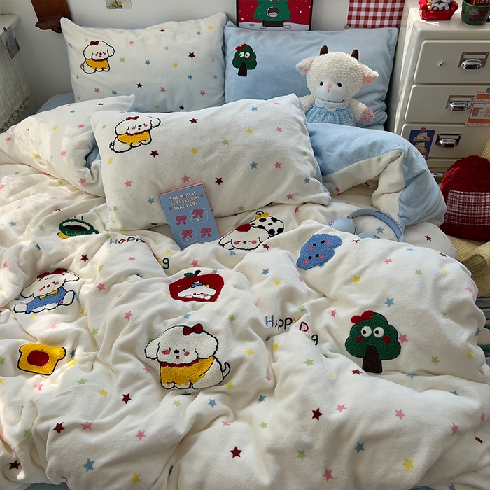 91家纺网 家纺一手货源 找家纺 原素 2025秋冬加厚牛奶绒毛巾绣四件套 萌狗奶团-绒毛巾绣