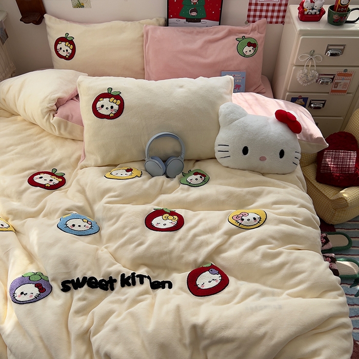 91家纺网 家纺一手货源 找家纺 原素 2025秋冬加厚牛奶绒毛巾绣四件套 彩色KT豆-绒毛巾绣